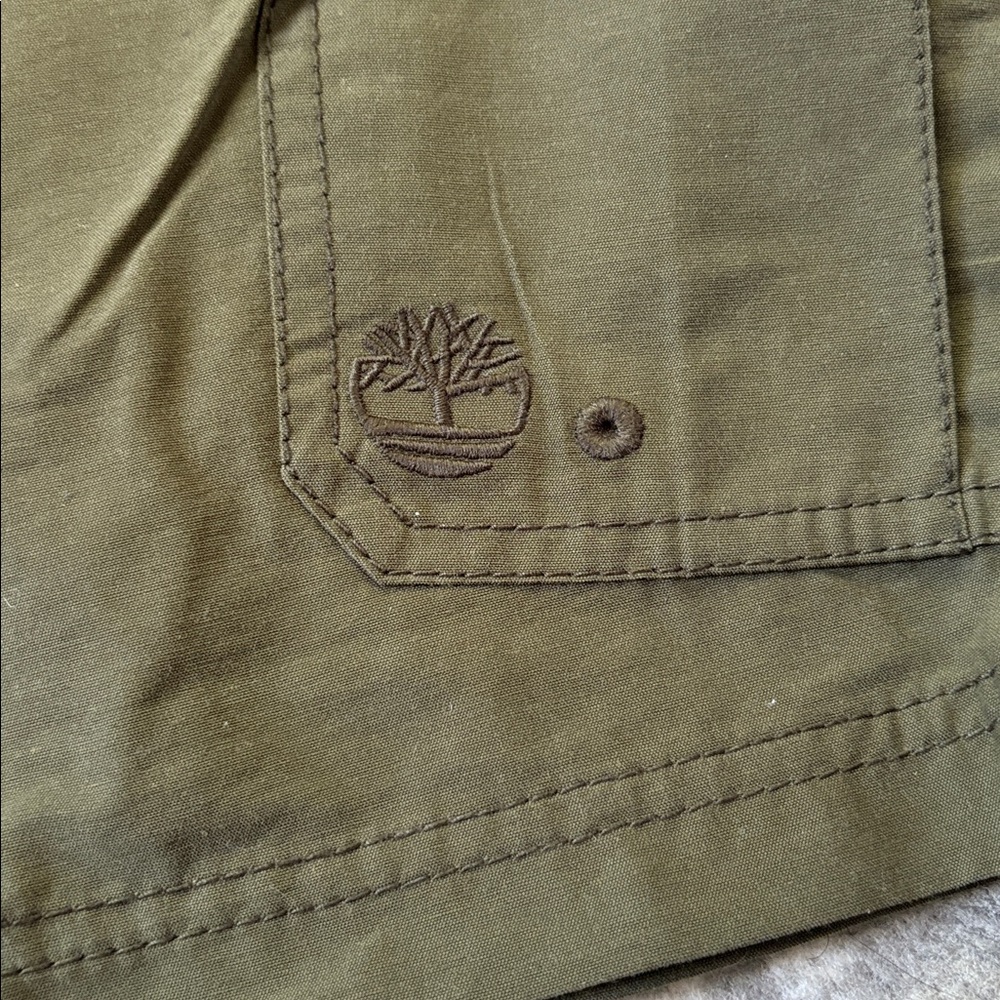 Timberland Men's Shorts - Picture 4 of 5